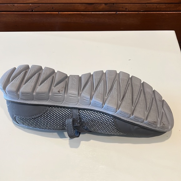 Sketchers Air-Cooled Memory Foam 7.5 - Picture 4 of 5